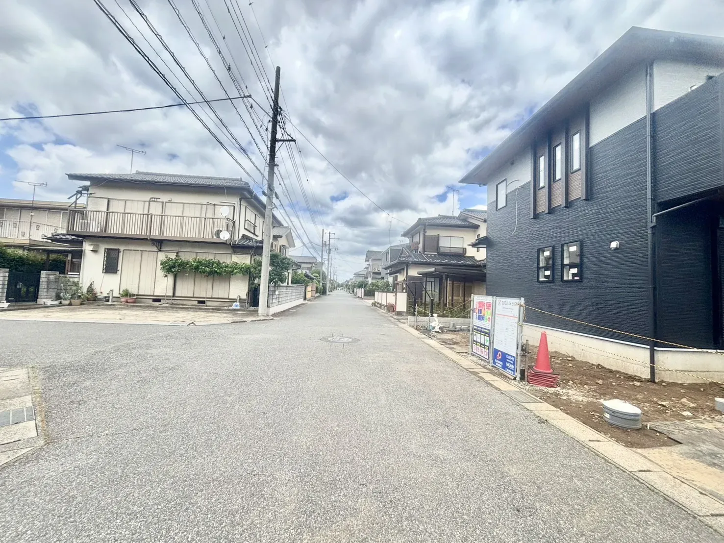 前面道路含む現地写真(5.25撮影)