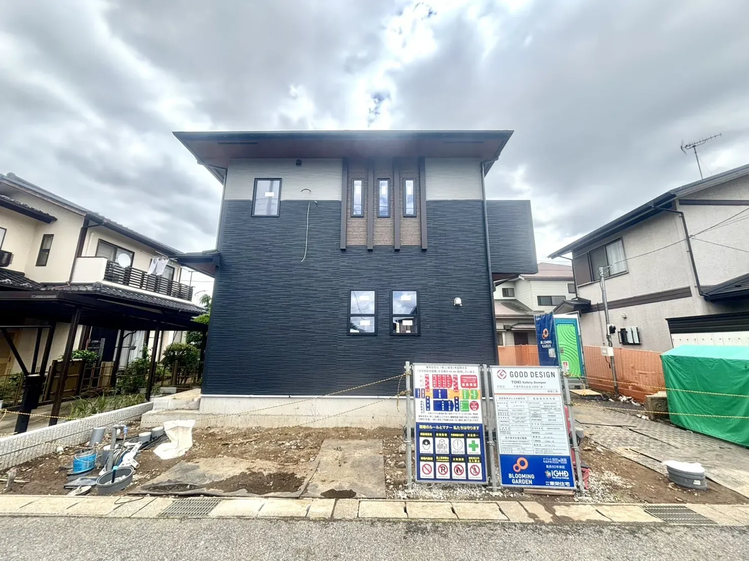 前面道路含む現地写真(5.25撮影)