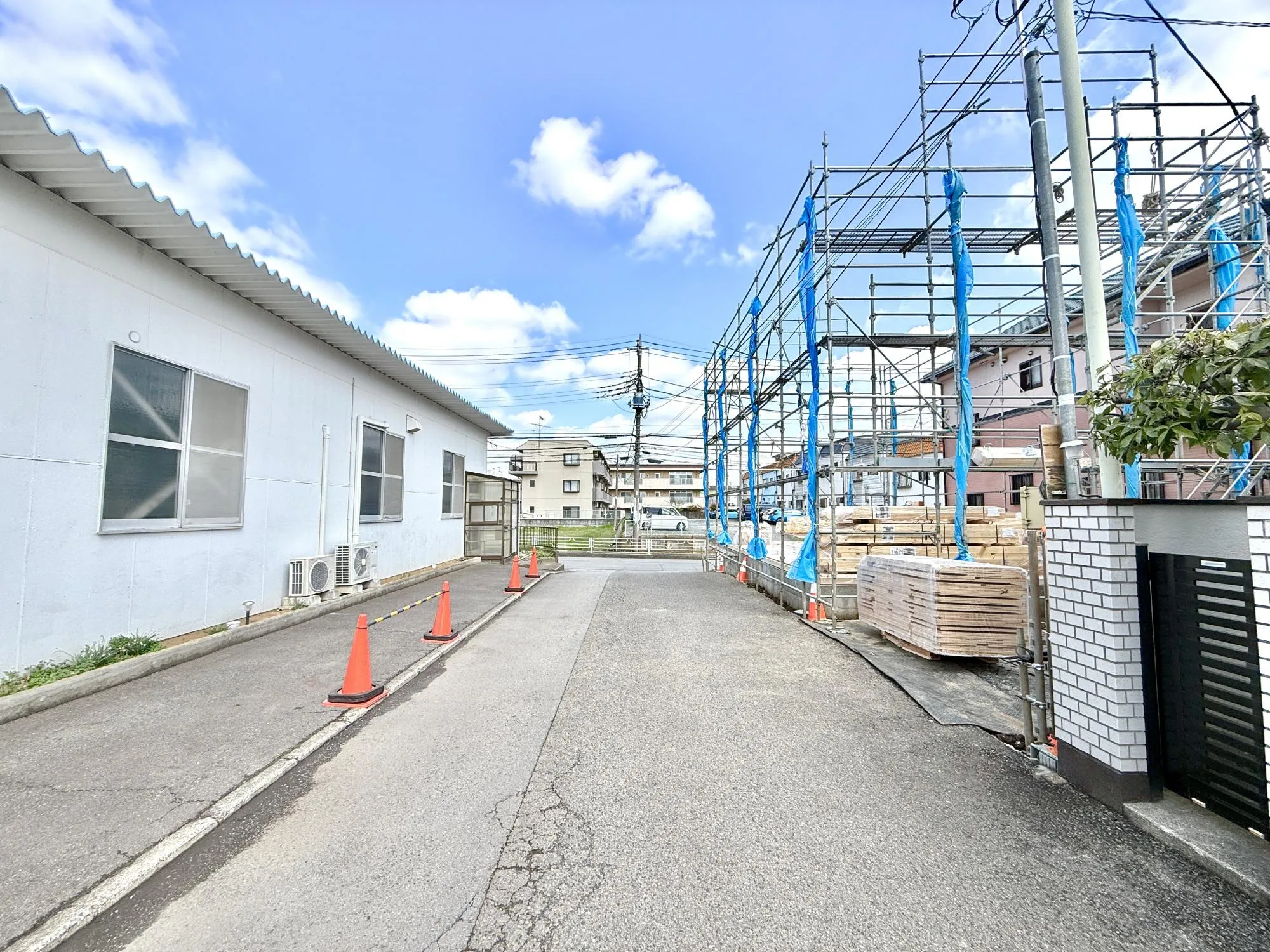 前面道路含む現地写真