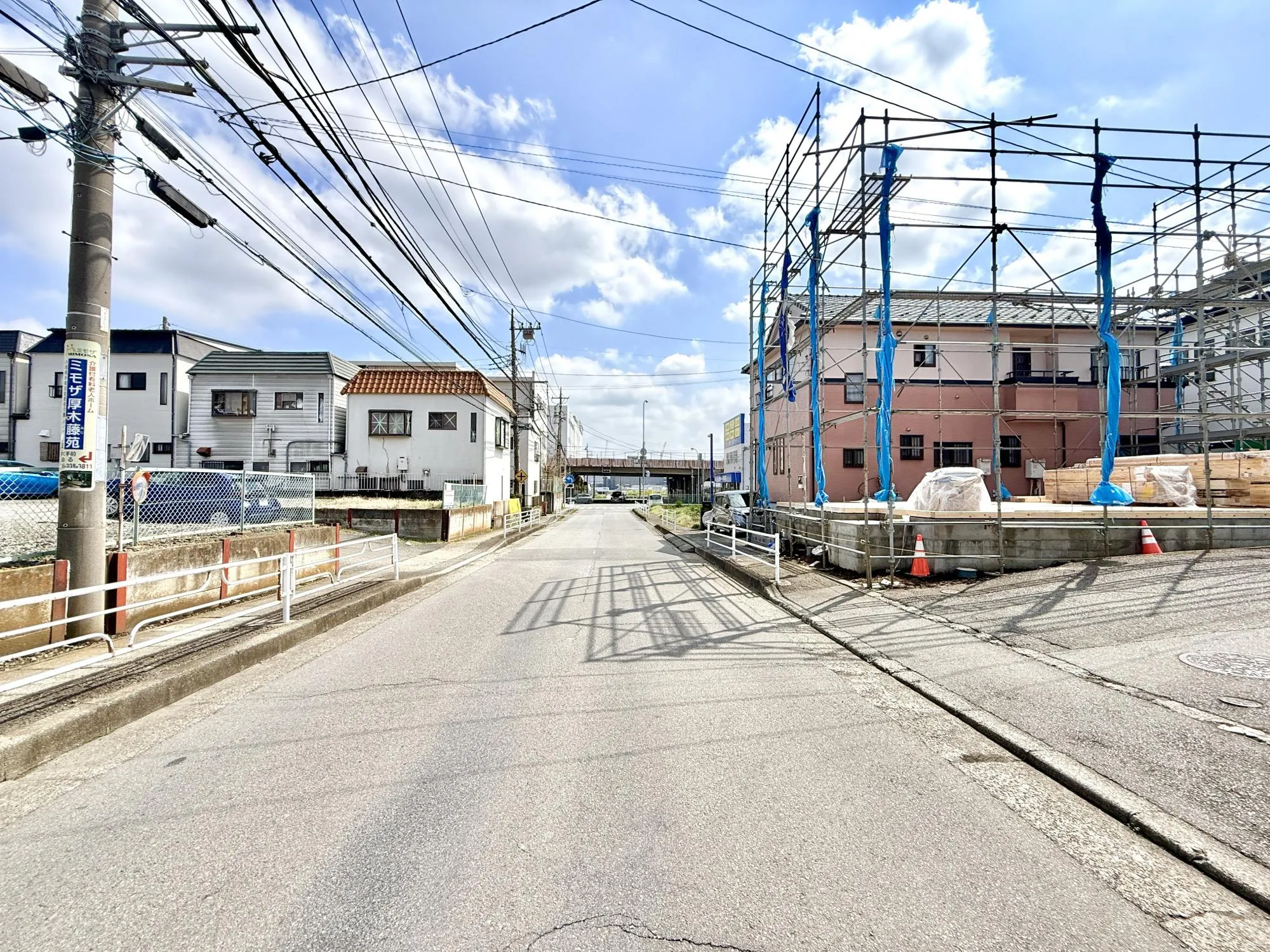 前面道路含む現地写真