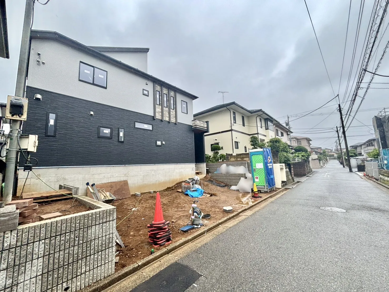 前面道路含む現地写真(6.8撮影)