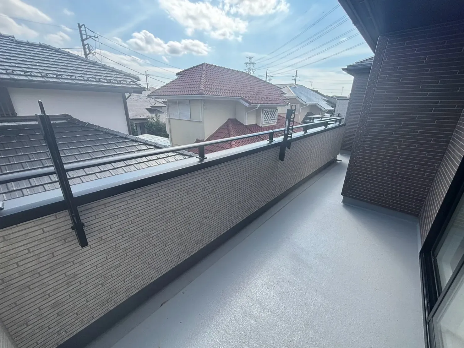 【バルコニー】