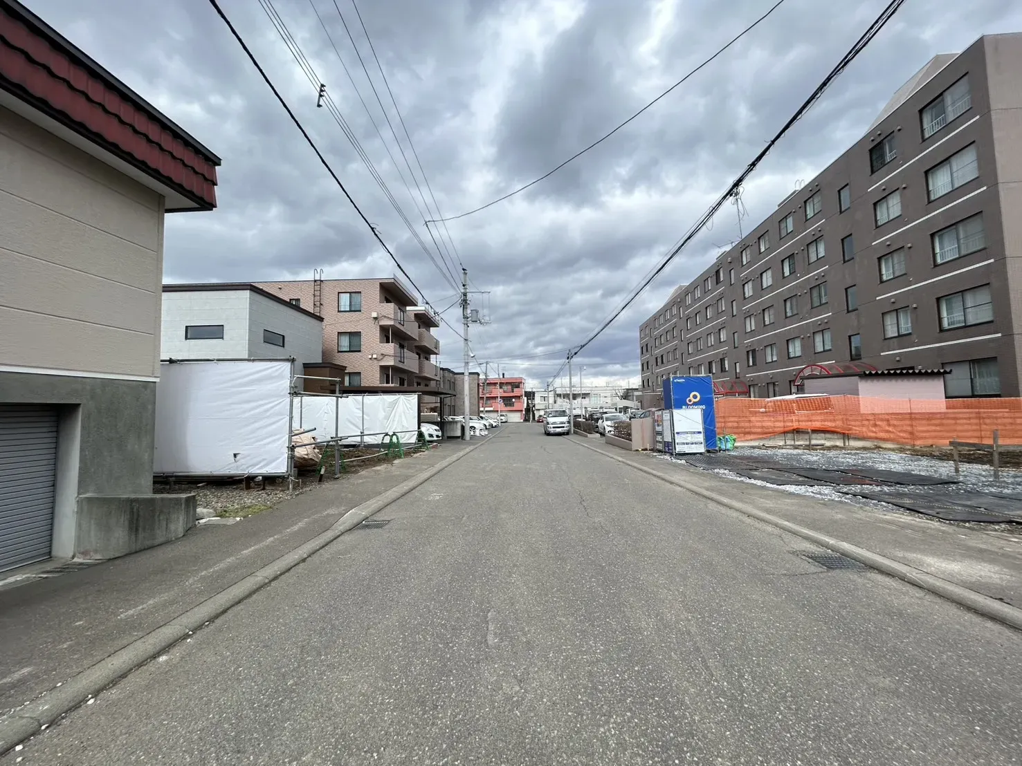 前面道路8.0m