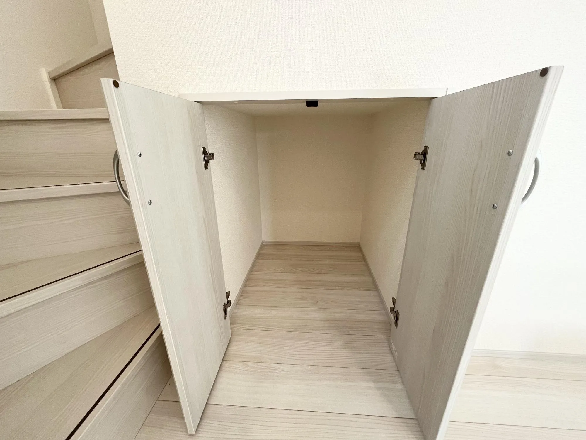 1階収納スペース　1号棟