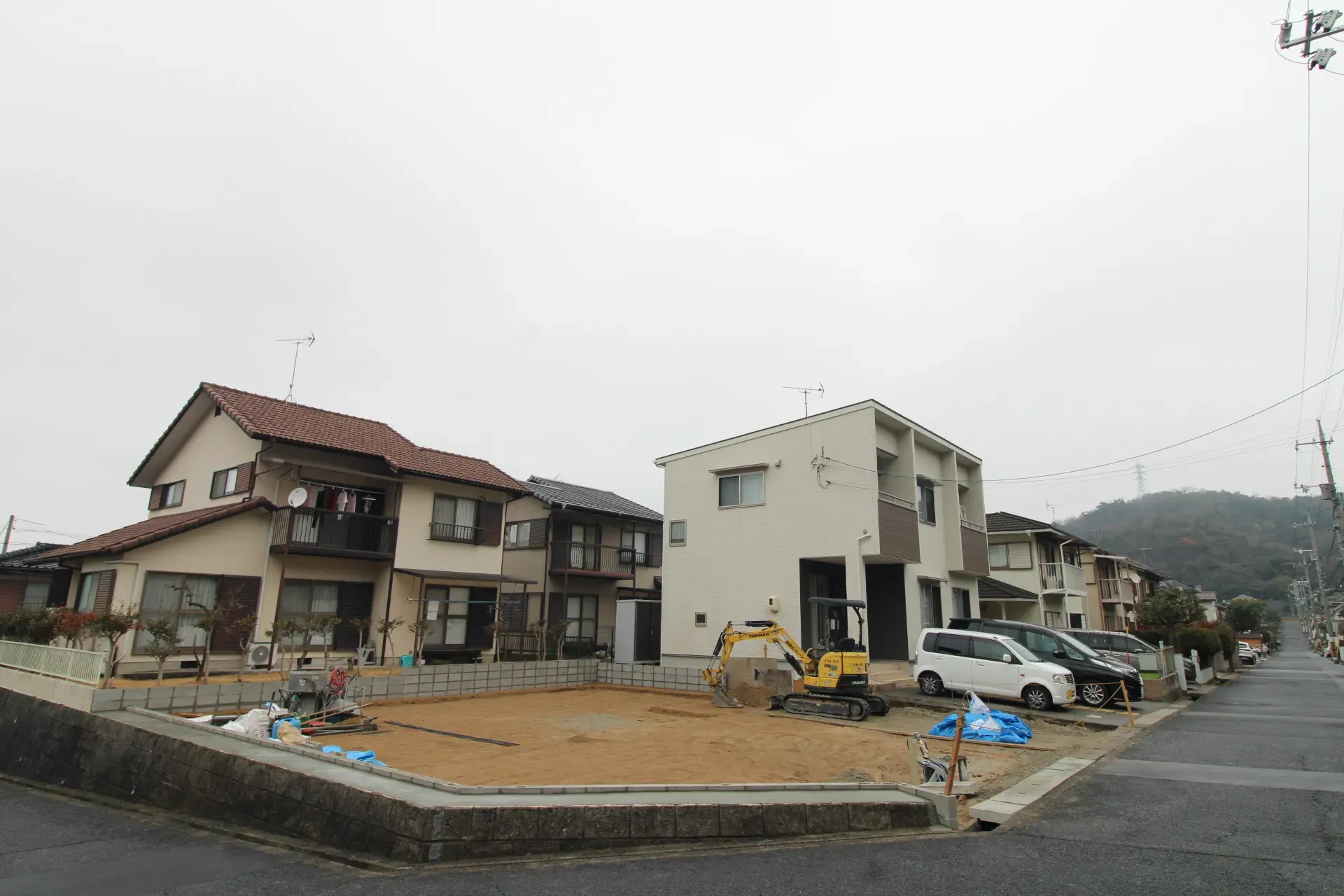 前面道路から見た宅地