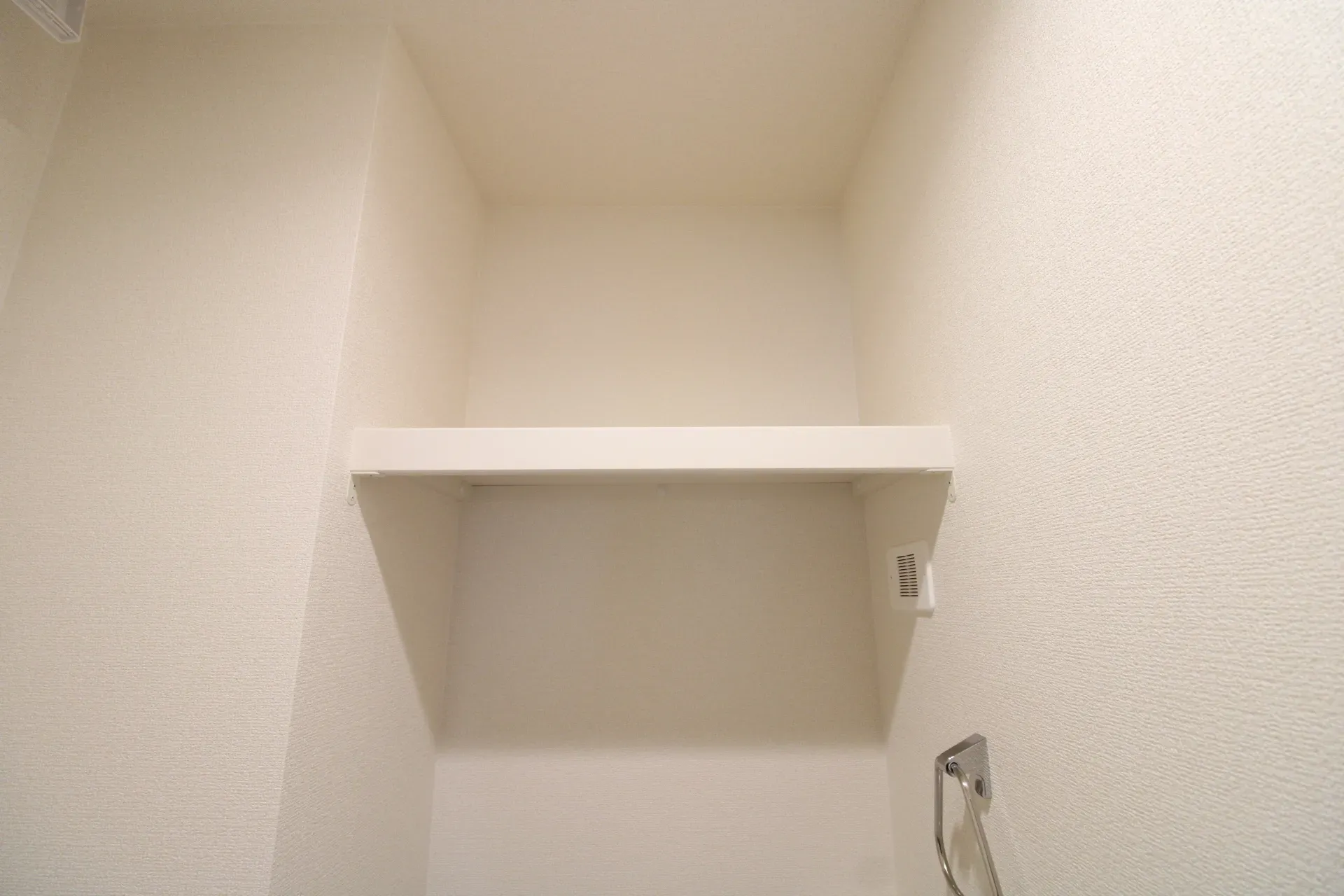 トイレ枕棚