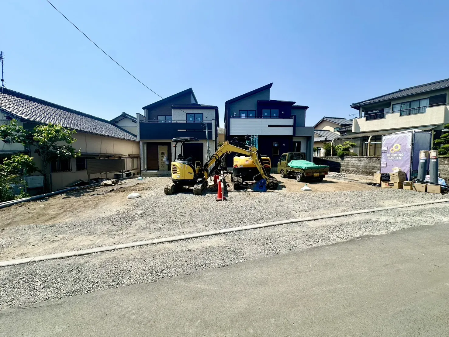 現地写真(5/18撮影)(左から1.2号棟)