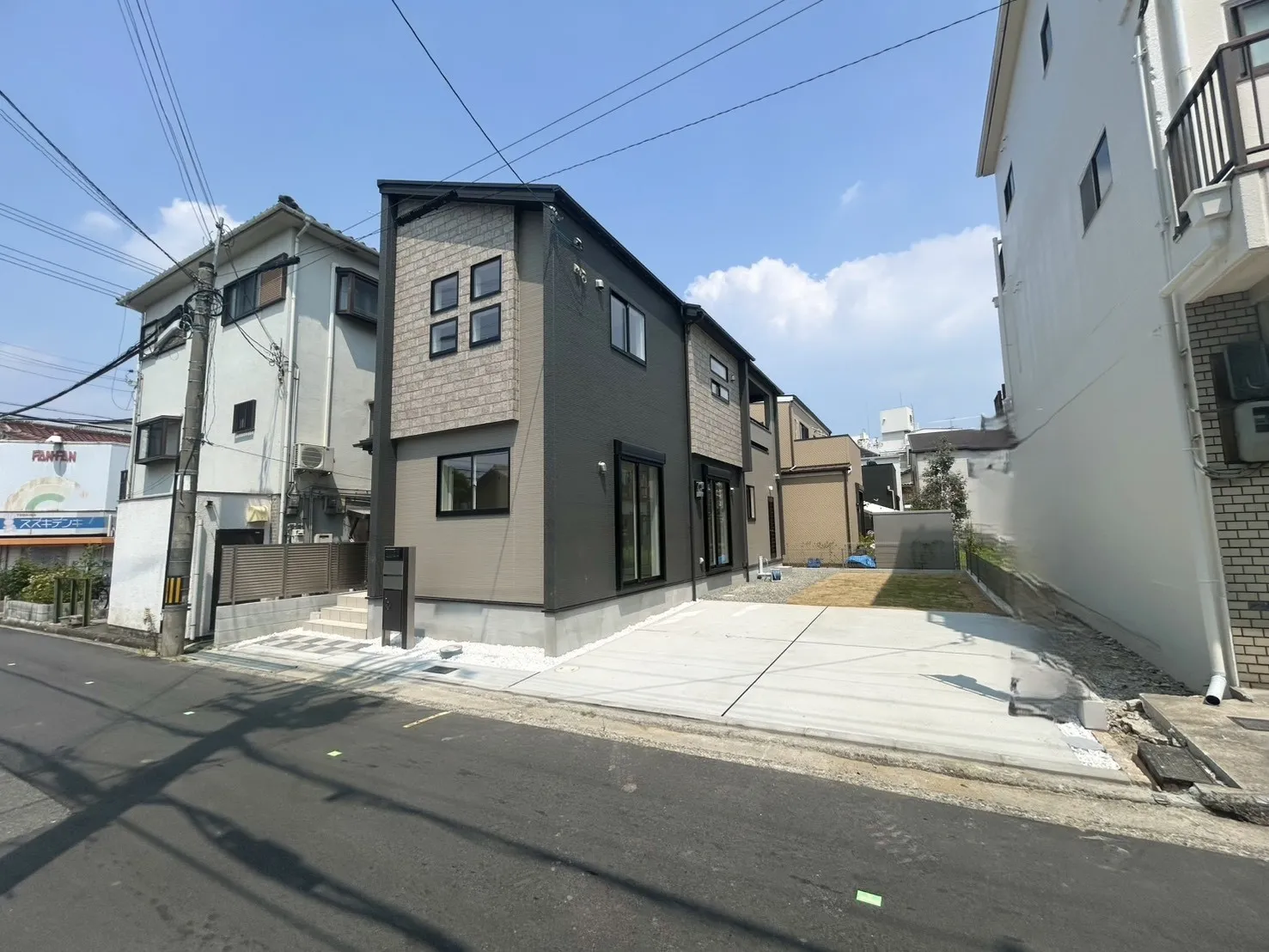 羽曳野市恵我之荘の「ブルーミングガーデン 羽曳野市恵我之荘6丁目1棟