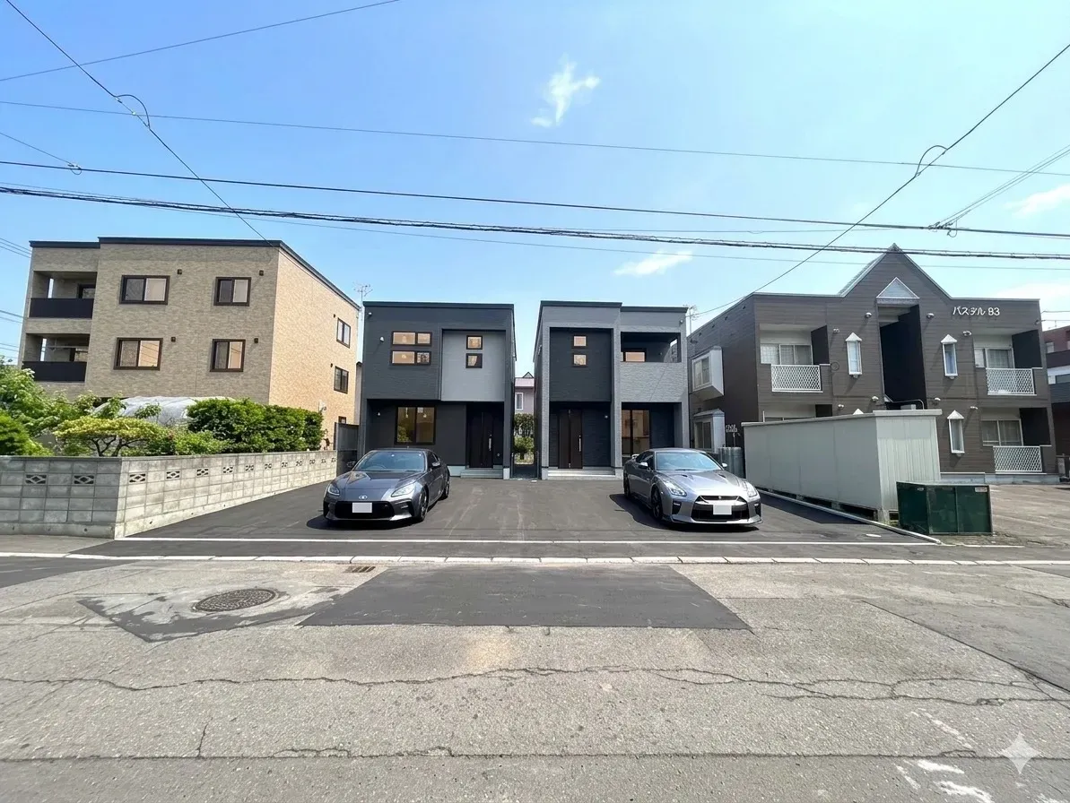 完成イメージ(左:1号棟 右:2号棟)※掲載のパースは完成イメージであり、現況と異なる場合は現況を優先します。