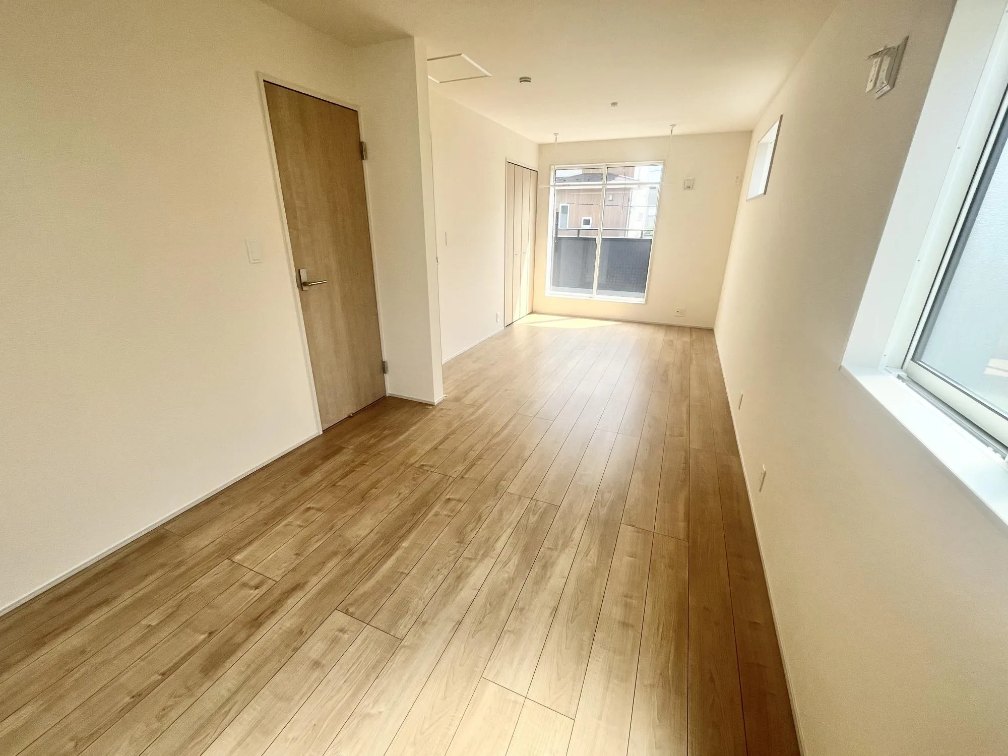 2部屋にすることのできるフレキシブルルーム(間仕切り工事は有償です)