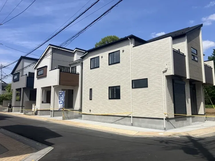 落ち着いた住環境の前面道路!ゆったりとした雰囲気が魅力です☆	
