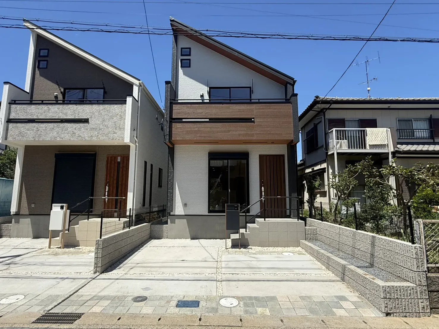 【②号棟　外観】