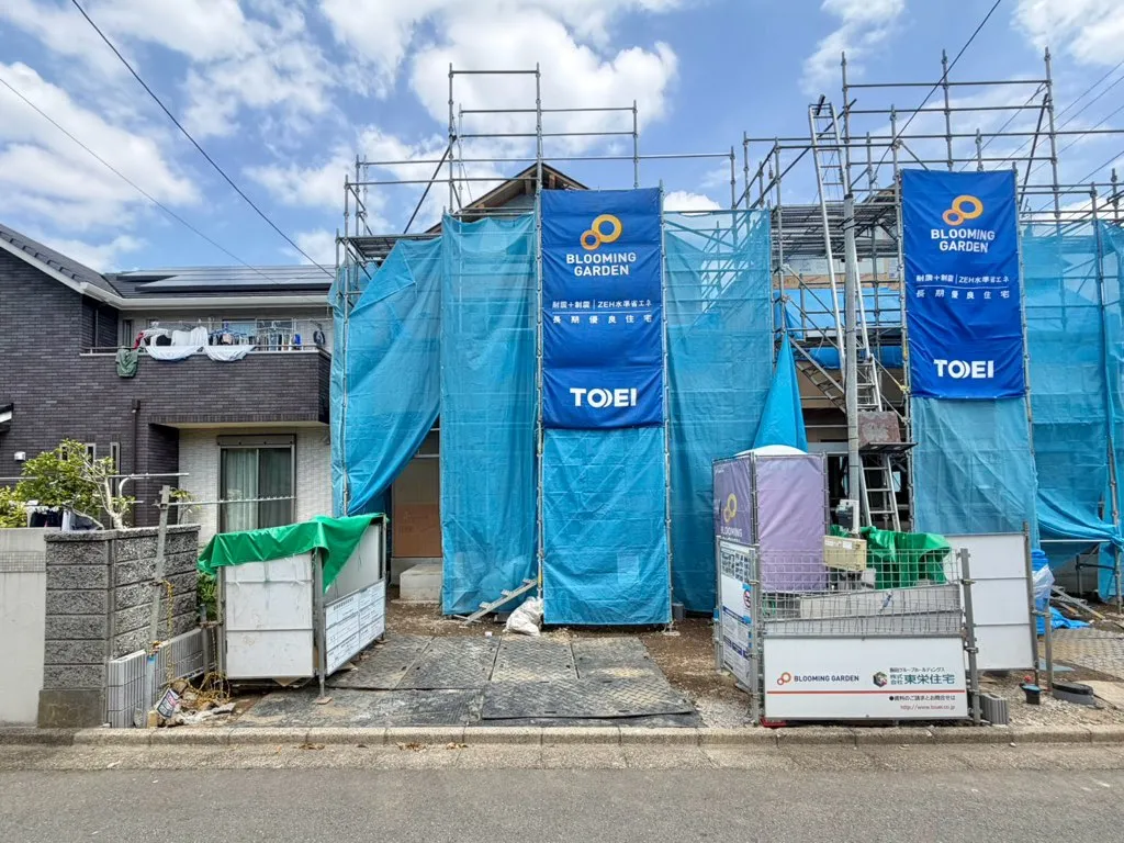 <1号棟>
閑静な住宅街に立地しておりゆったり過ごせます。