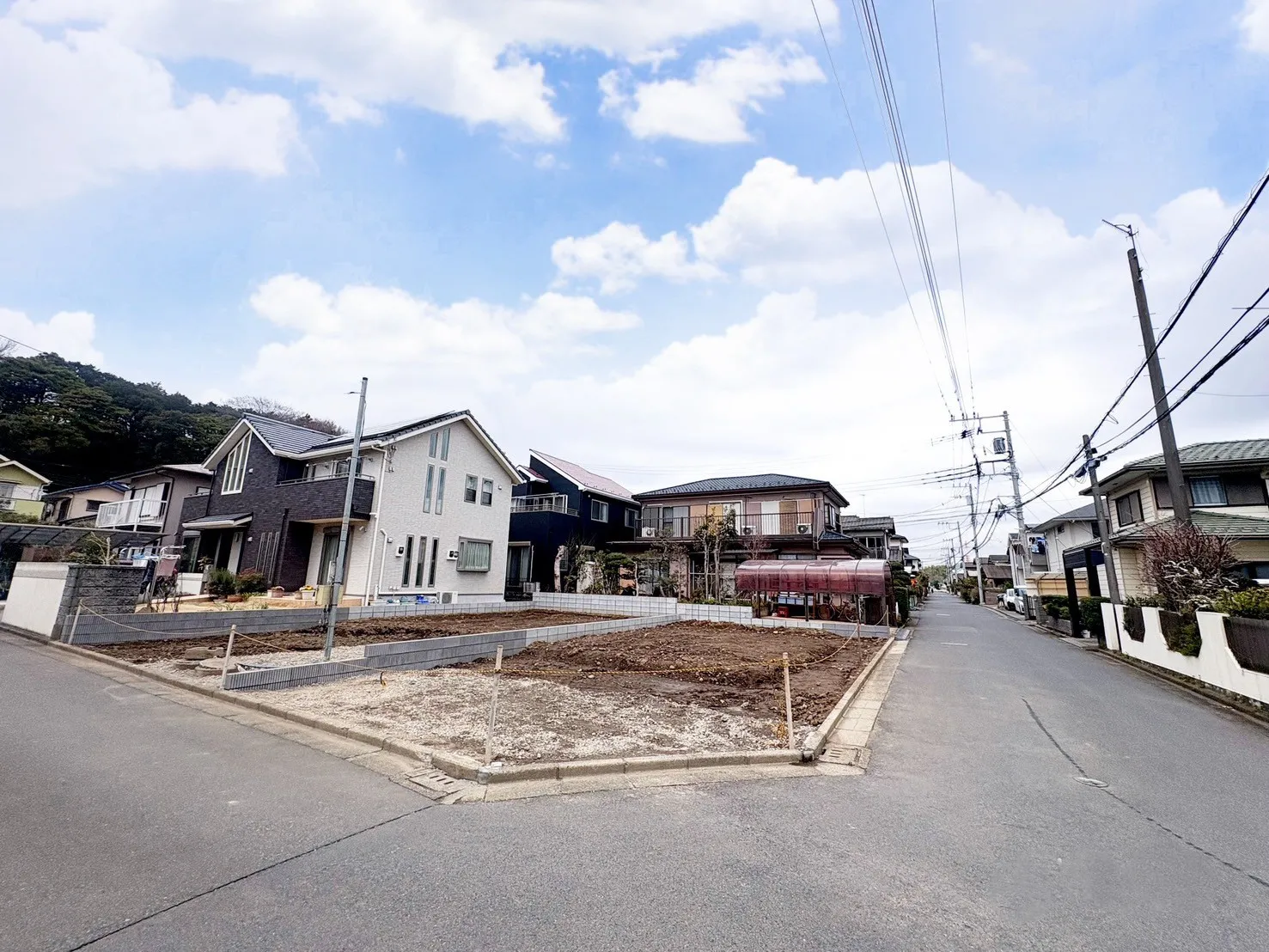 建築開始致します。