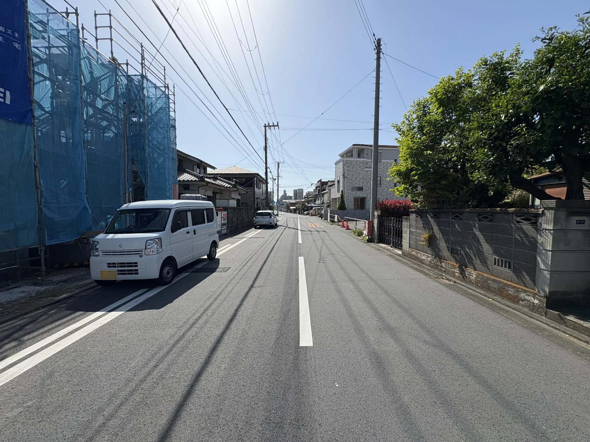 販売現地