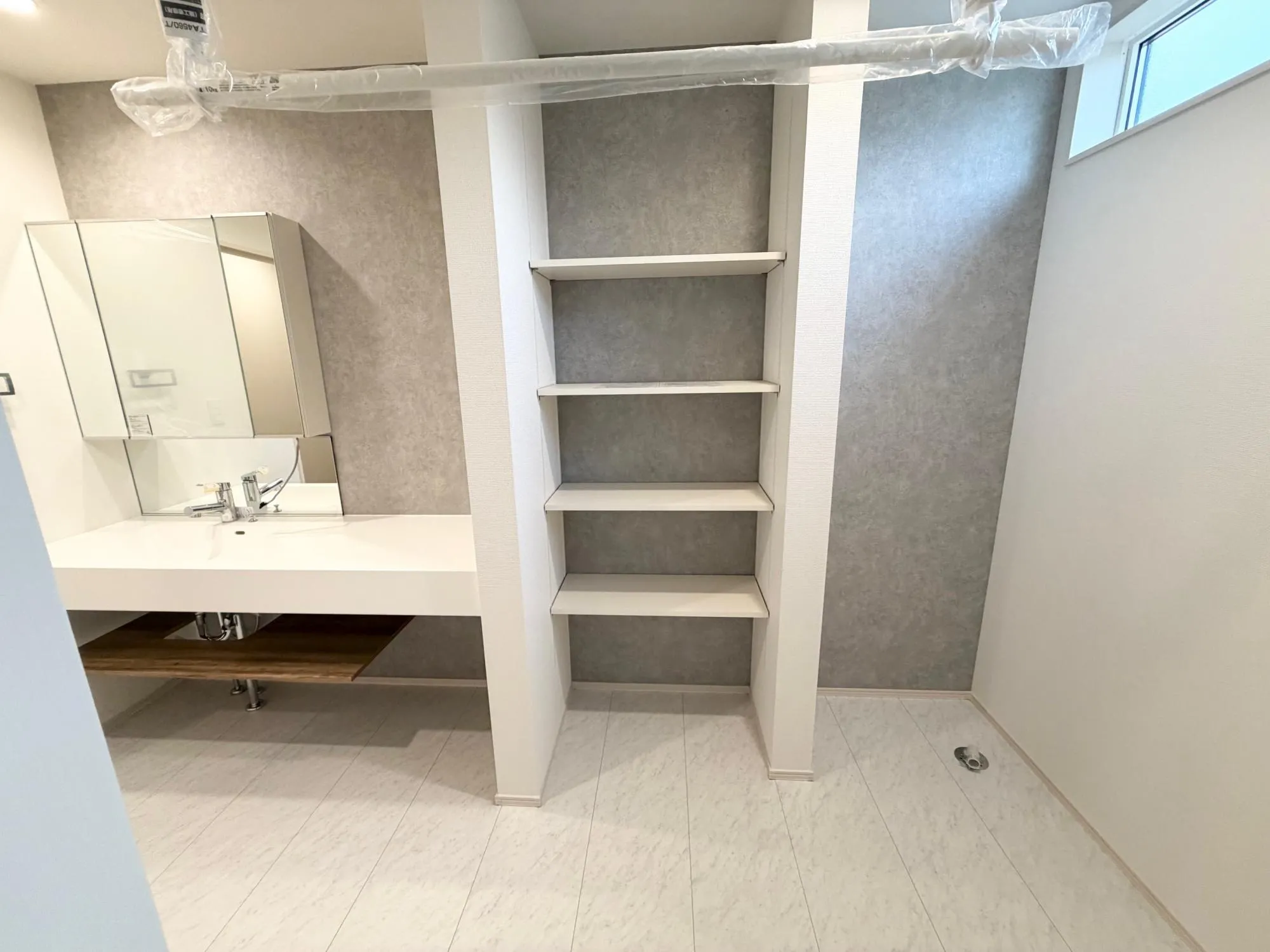 2号棟　洗面所収納