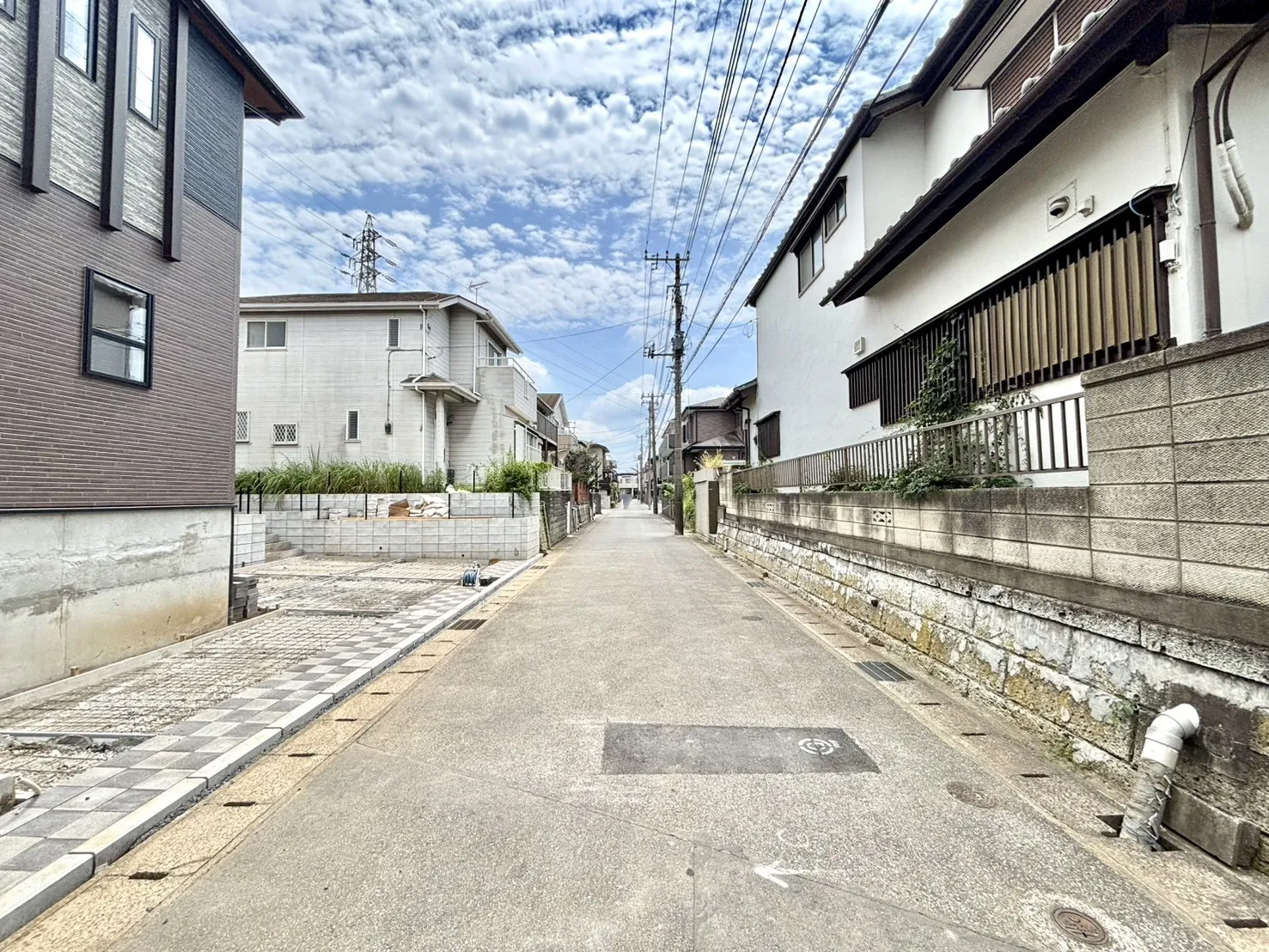 前面道路含む現地写真(7/26撮影)