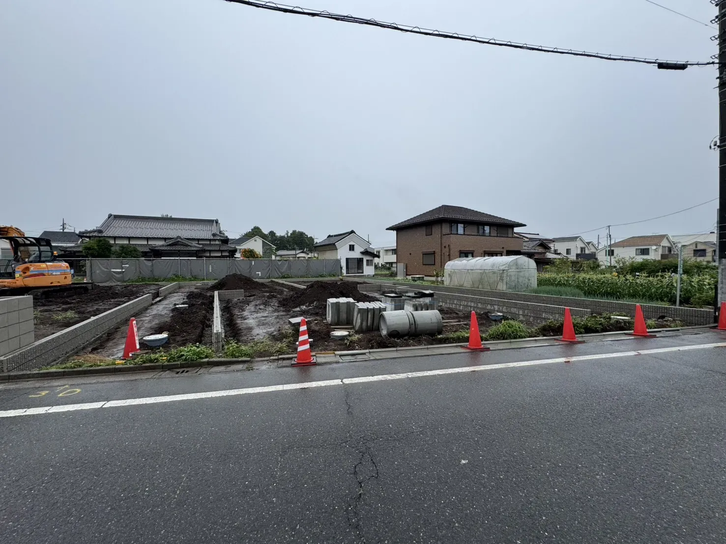 販売現地