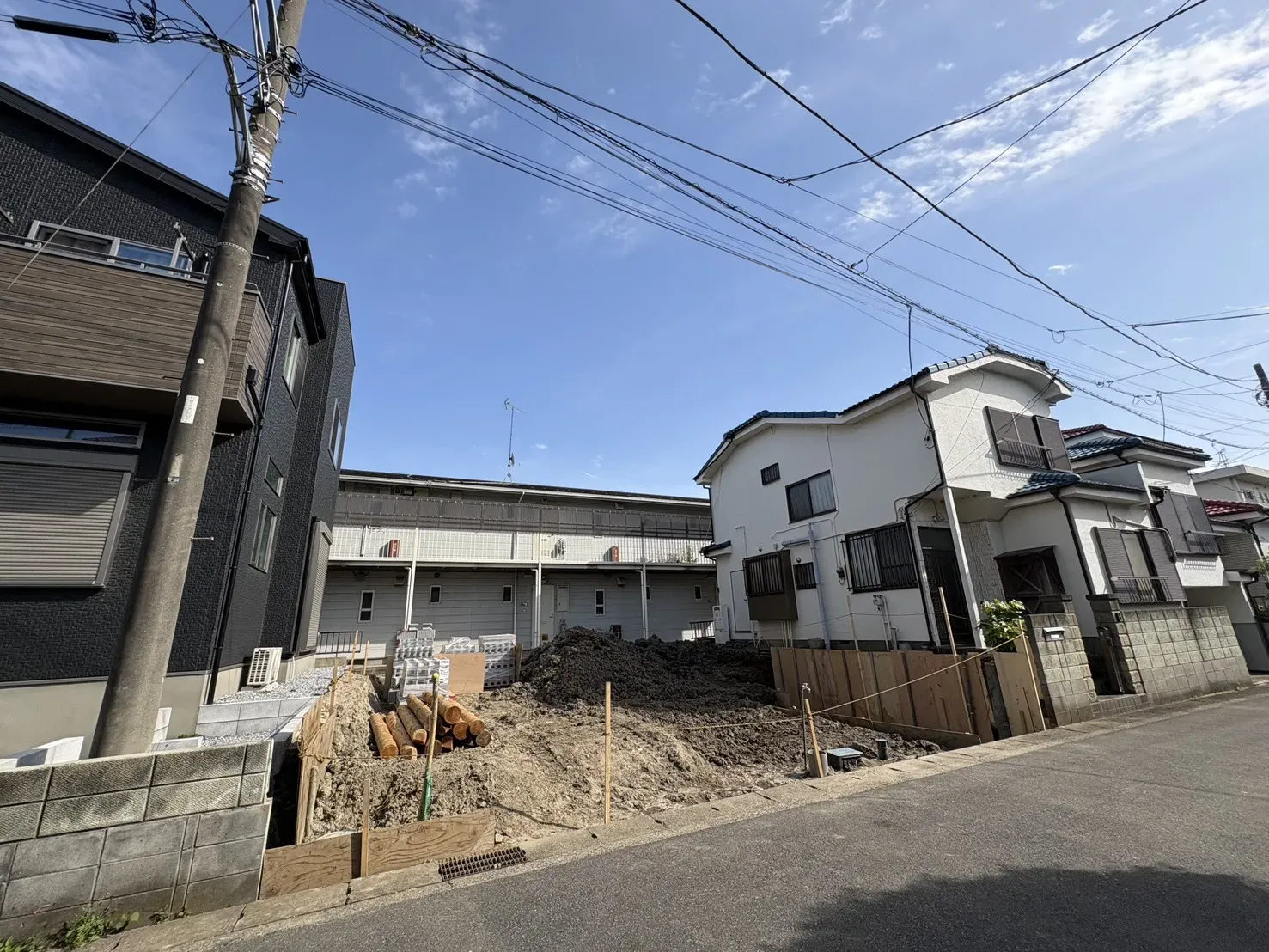 【外観写真】食器洗浄乾燥機・浴室換気乾燥機・玄関カードキーなど、暮らしをサポートする機能的な設備を多数搭載◎