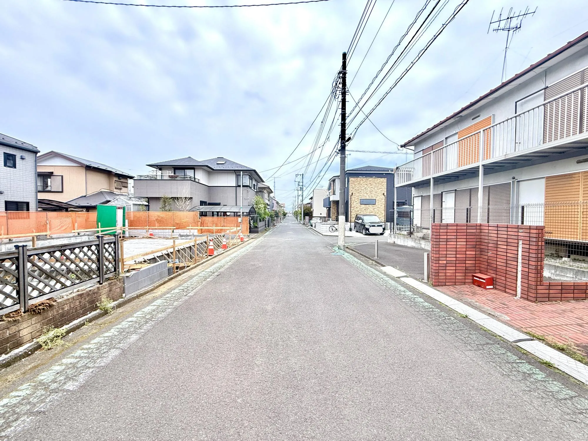 前面道路含む現地写真
