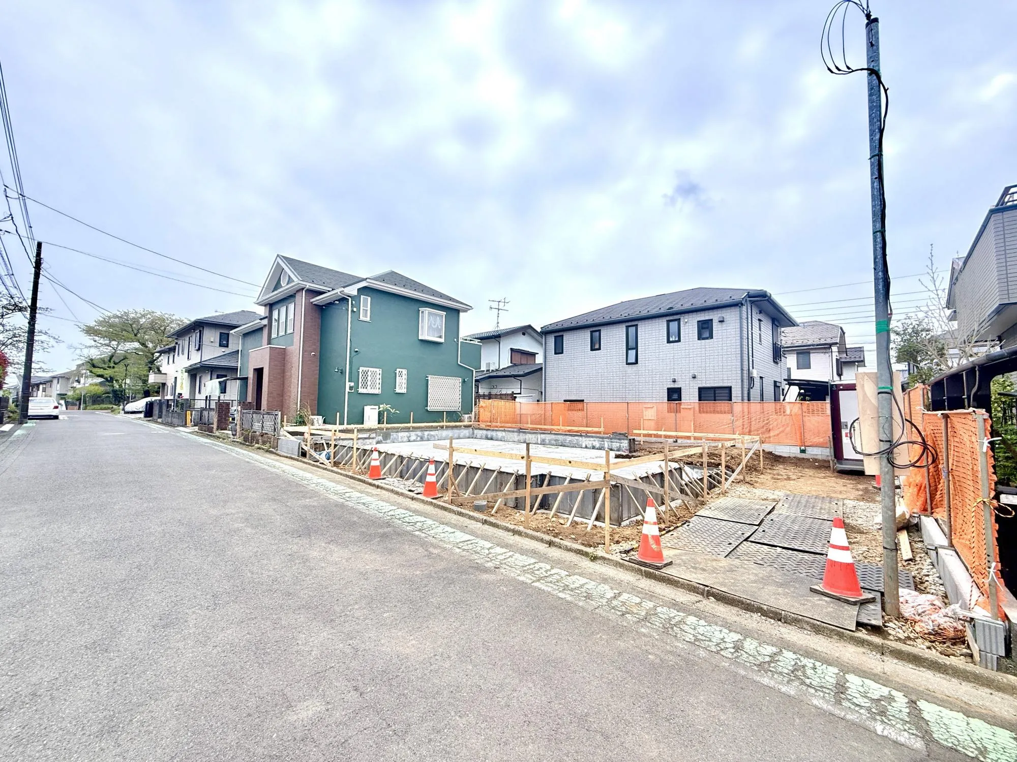 前面道路含む現地写真