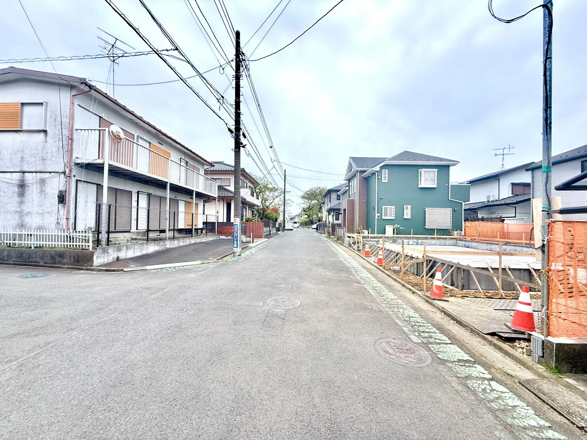 前面道路含む現地写真