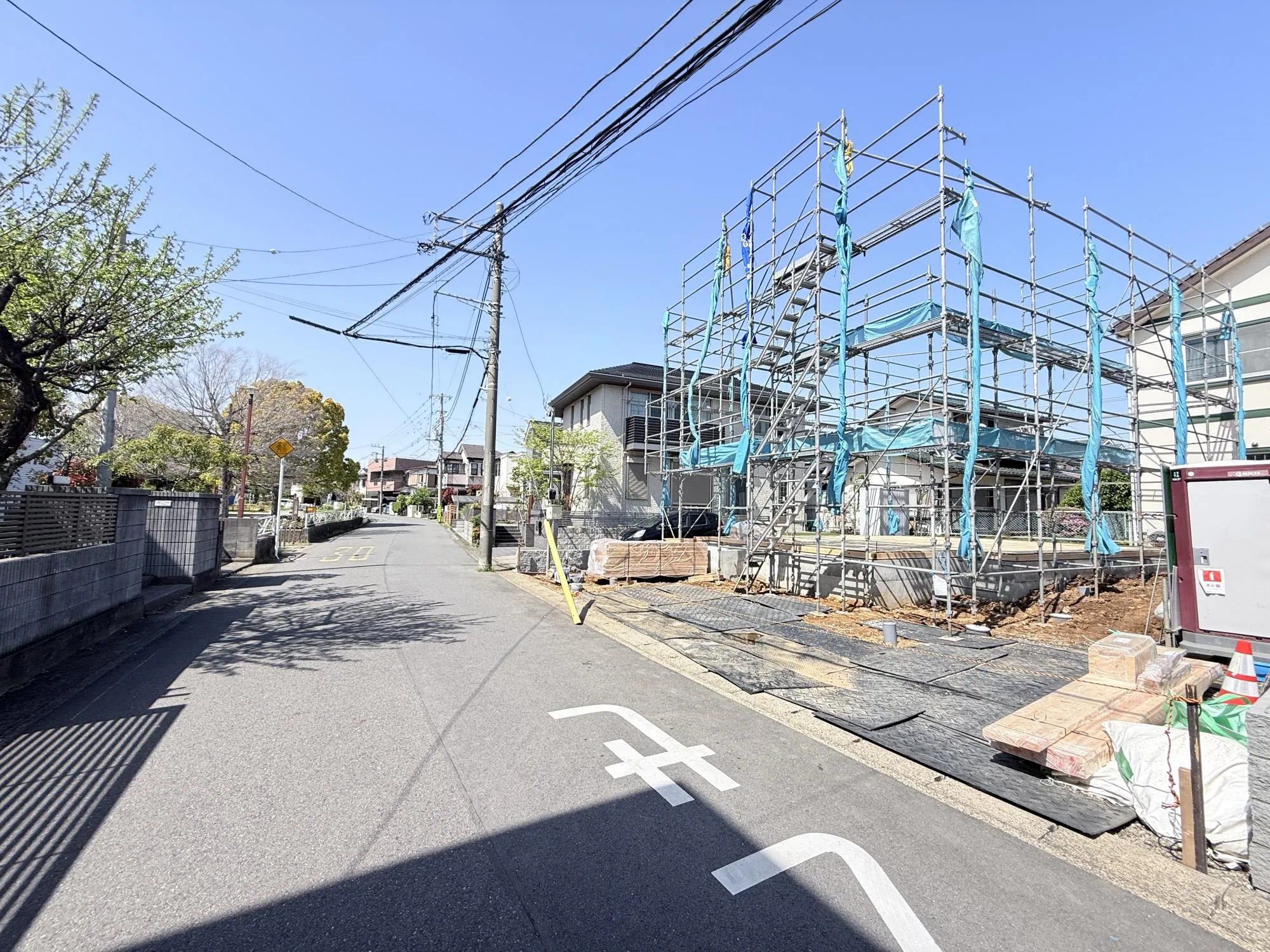前面道路含む現地写真