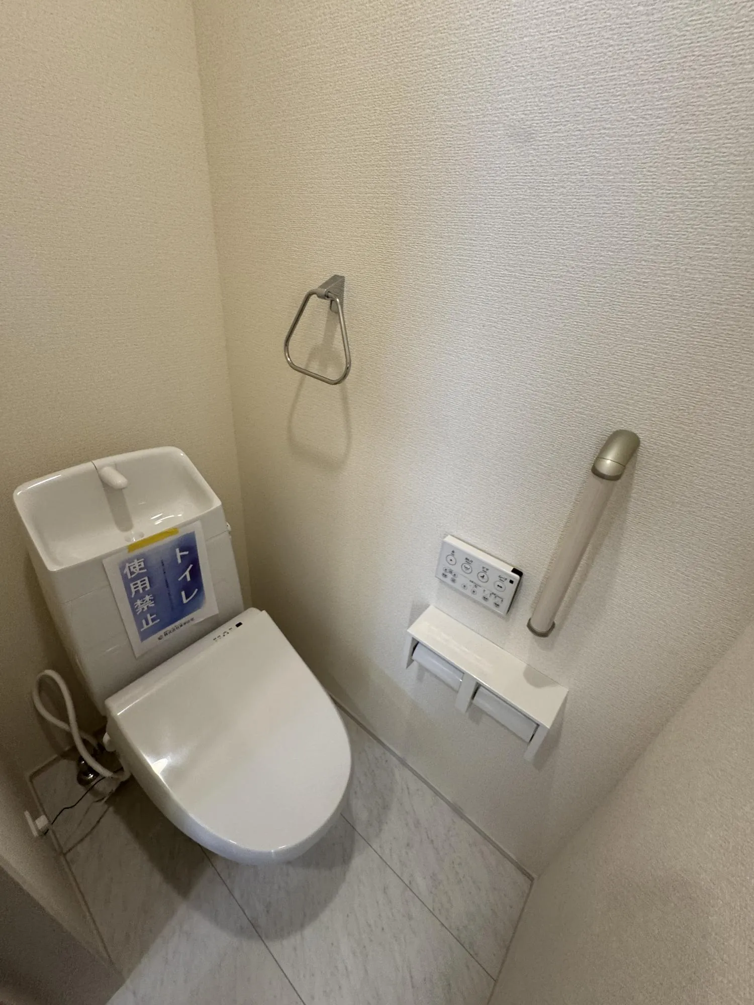 【⑦号棟トイレ】