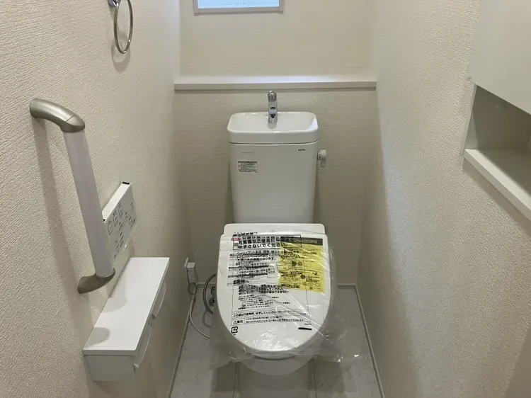 【トイレ】落ち着いた雰囲気のトイレ空間です♪