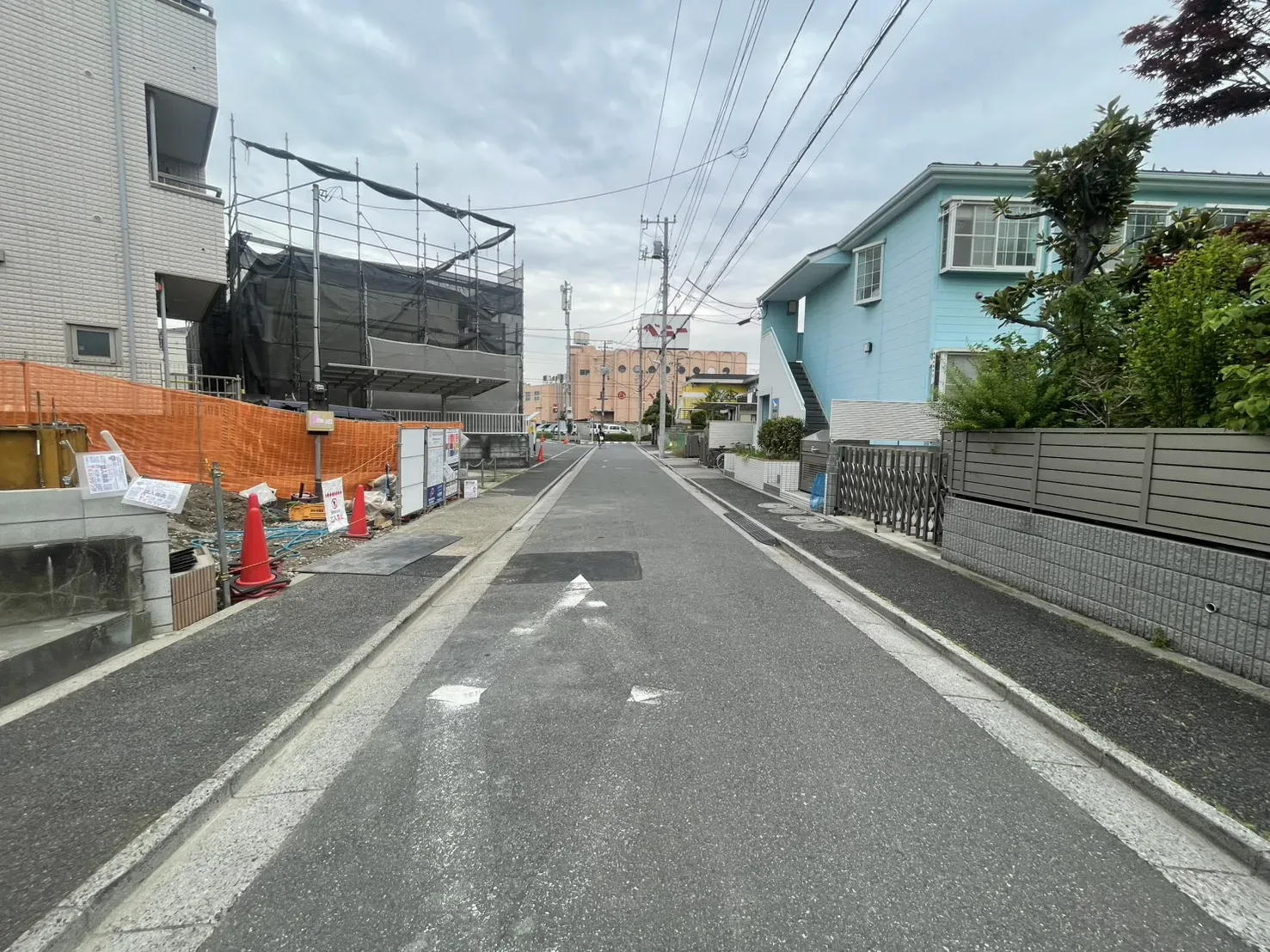 【前面道路含む外観写真】5.3現在