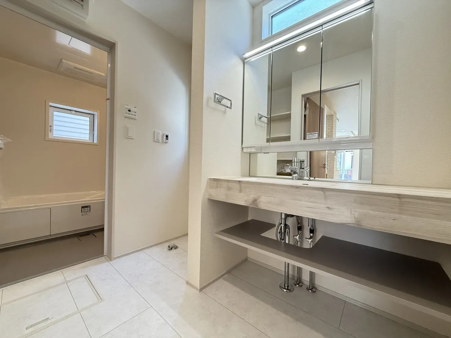 ④洗面所