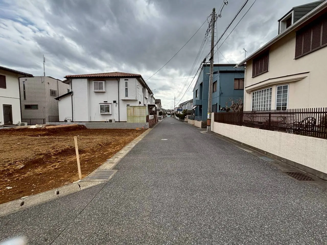 3.6 前面道路を含む現地写真