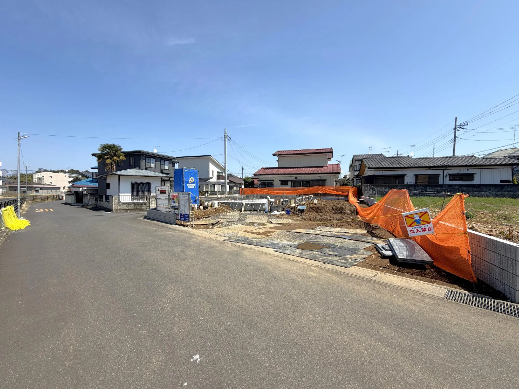 基礎工事中