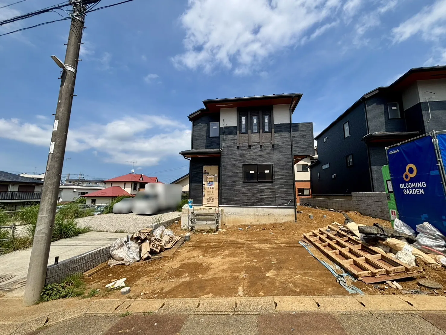 1号棟 前面道路含む現地写真
(7/19撮影)