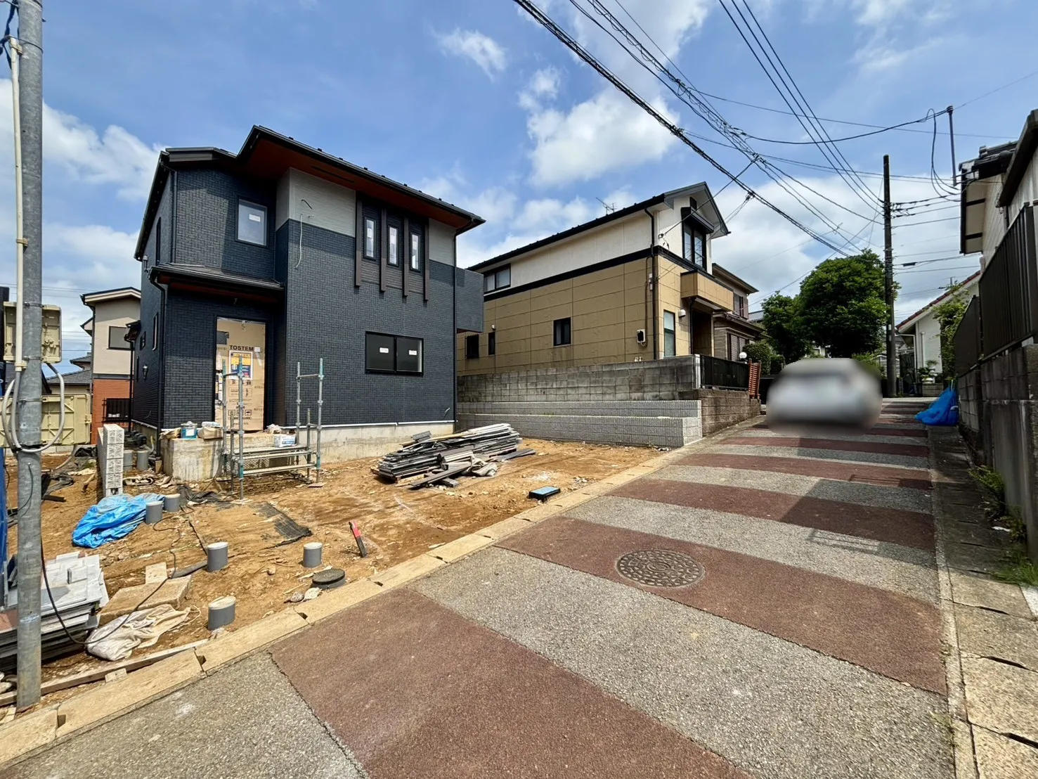 2号棟 前面道路含む現地写真
(7/19撮影)