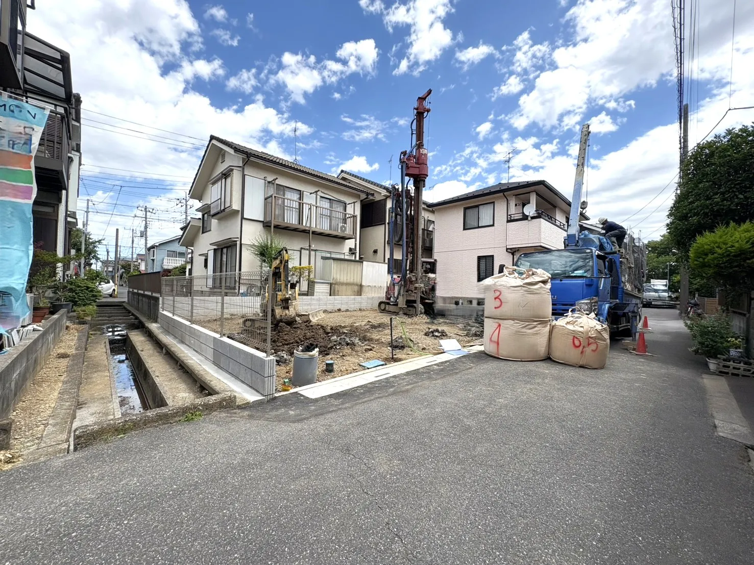 【外観写真】全居室南向きの設計で、室内に明るい光が広がる住まいです。