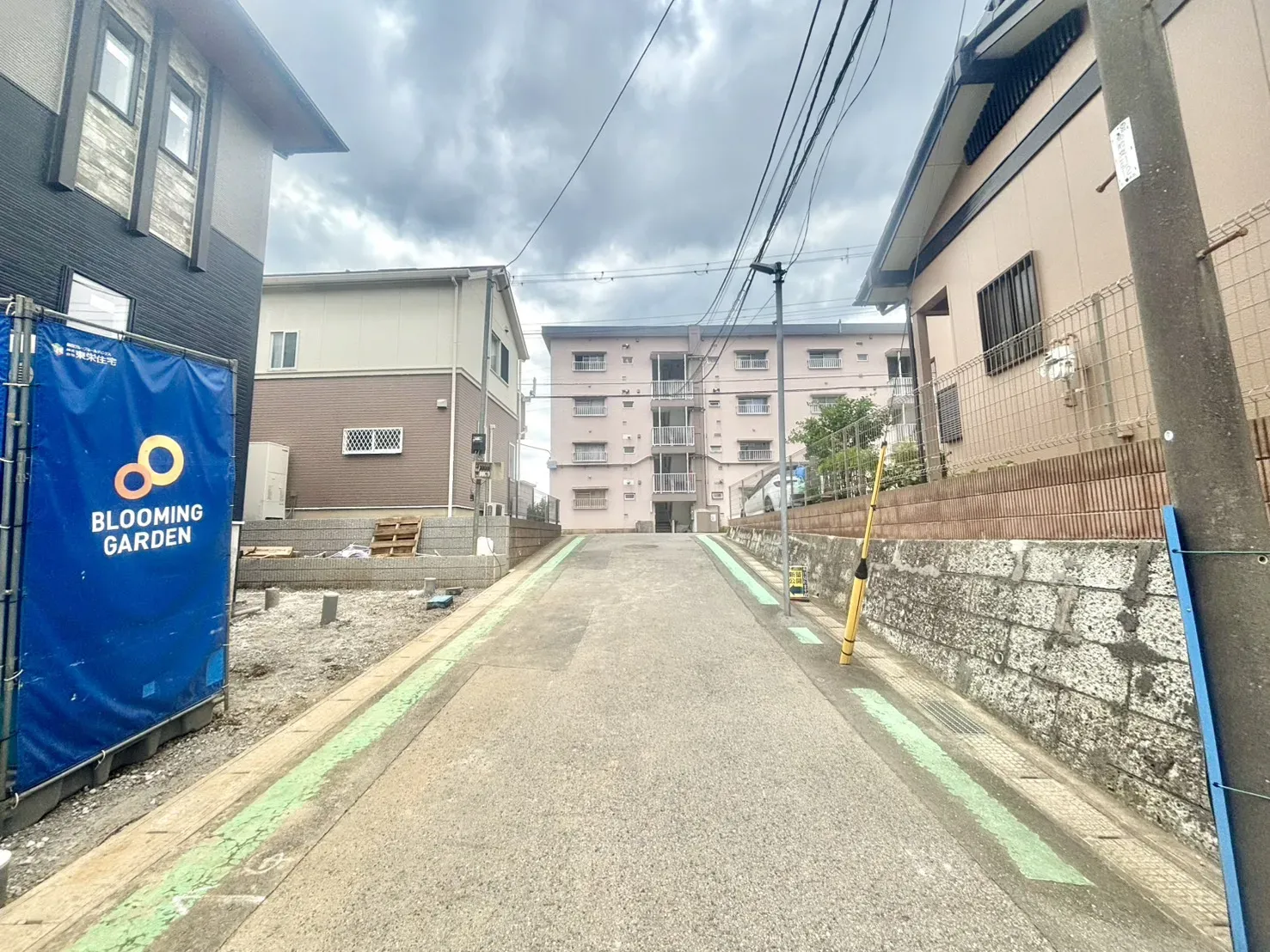 前面道路含む現地写真