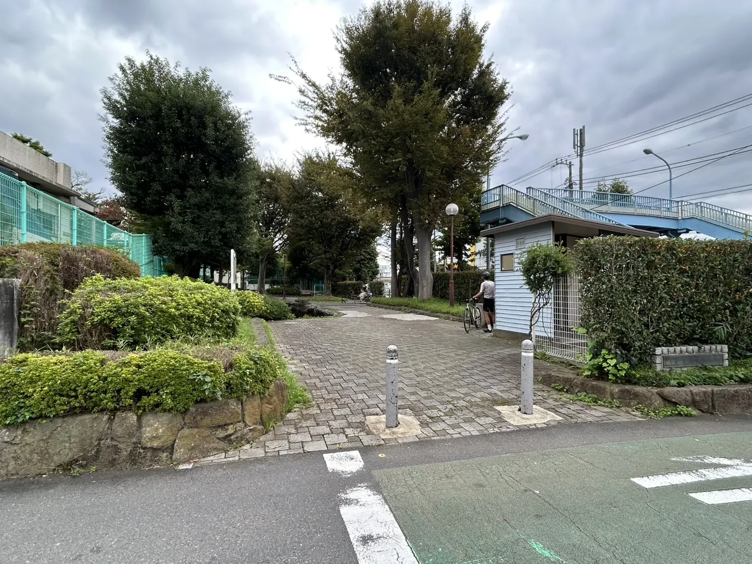 世田谷区立成城さくら公園