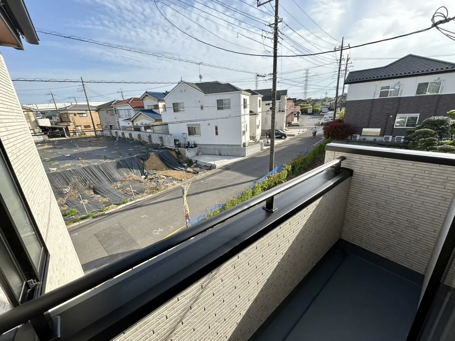 【2号棟】南側で陽当たり良好バルコニー