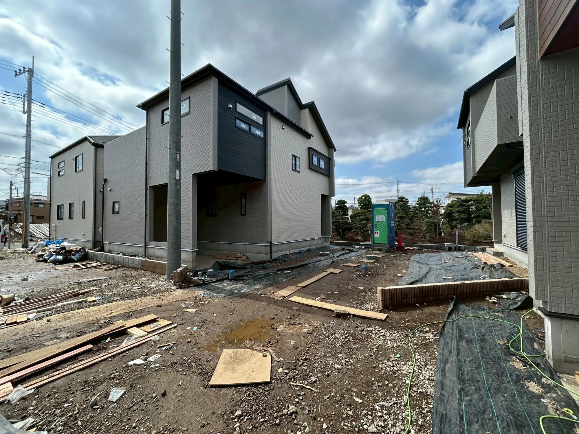 【3号棟】足場ばれました