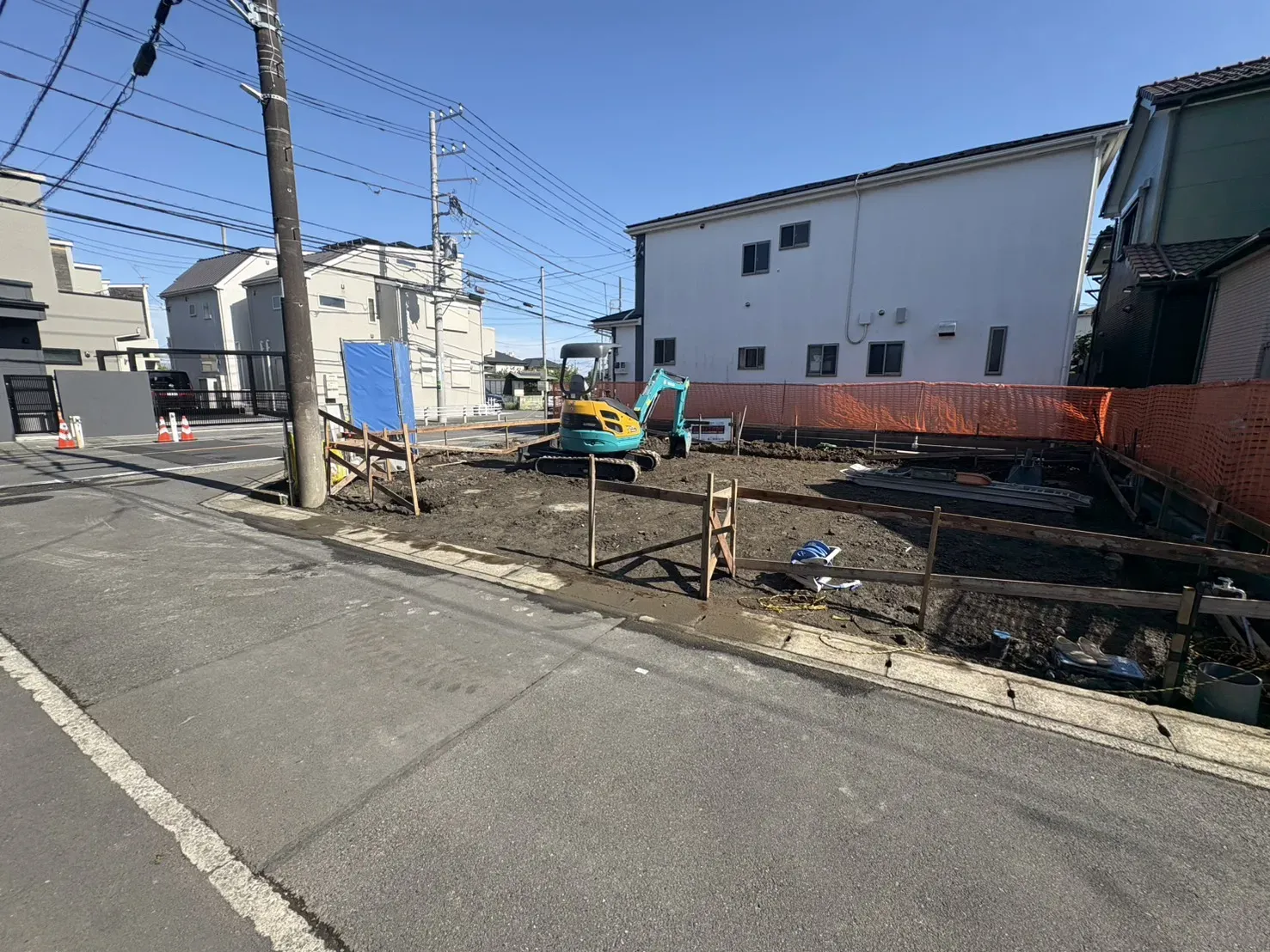 当社売主!
販売開始致しました♪
完成物件で仕様等のご案内も可能です。