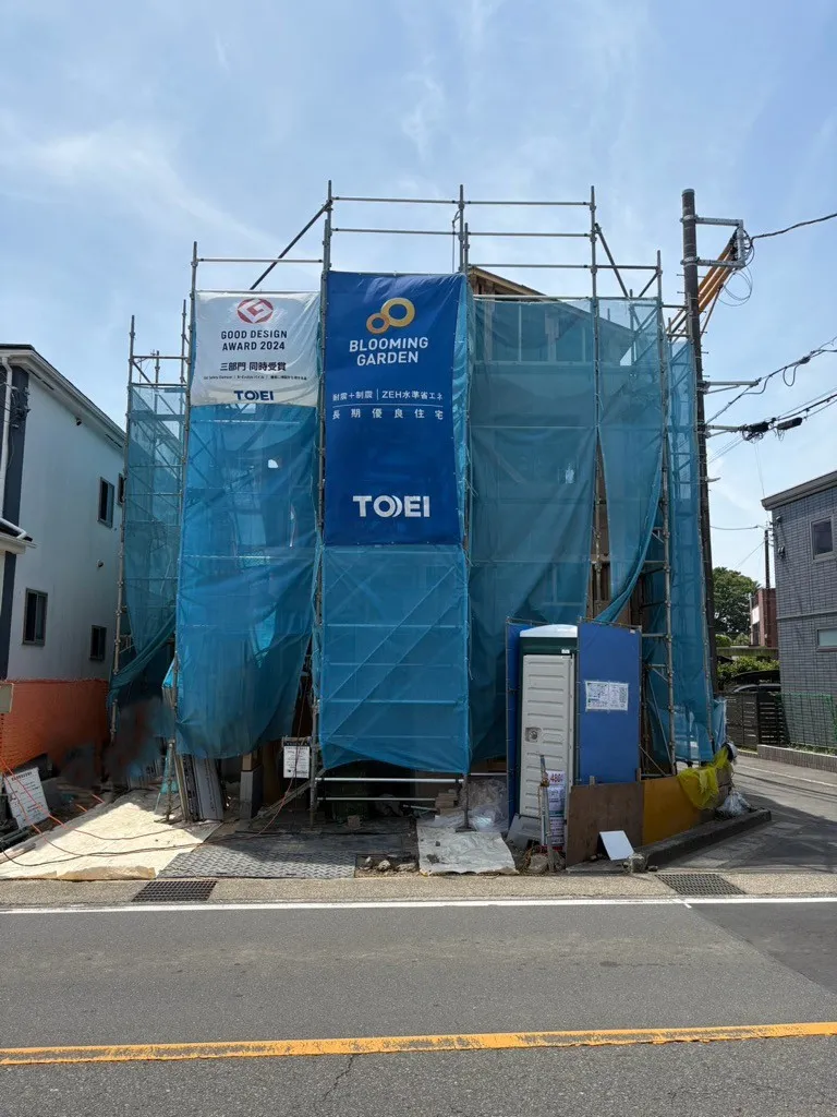建物上棟致しました!
8月下旬完成予定!
完成が楽しみな物件です。