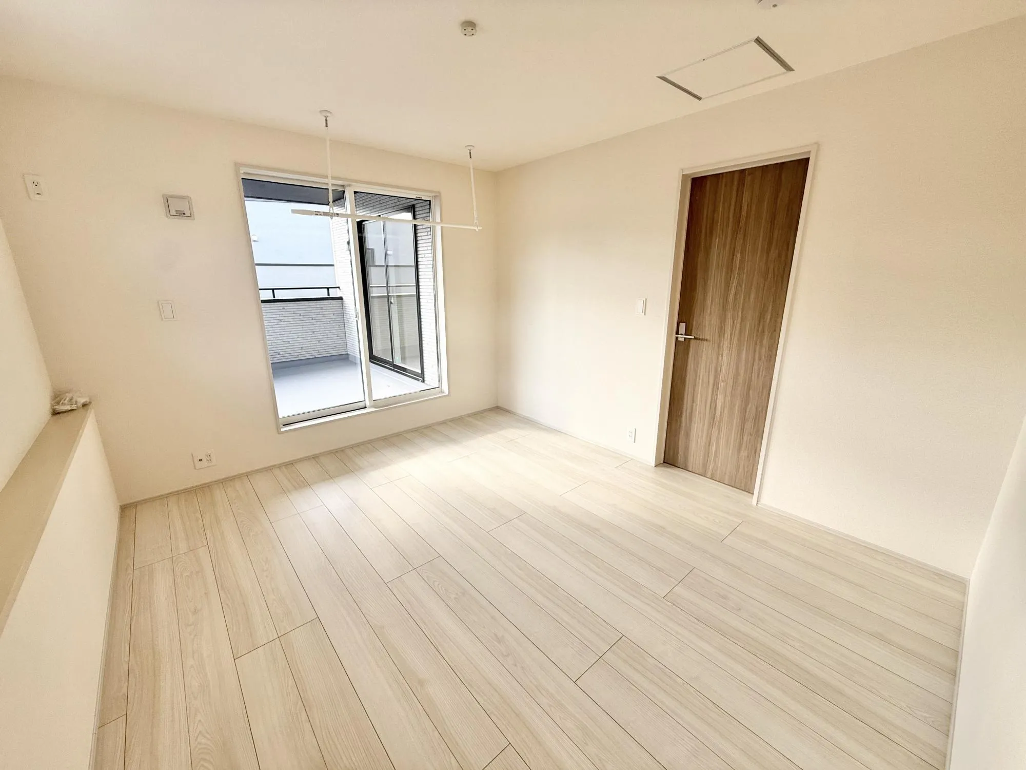 洋室A 7.21帖