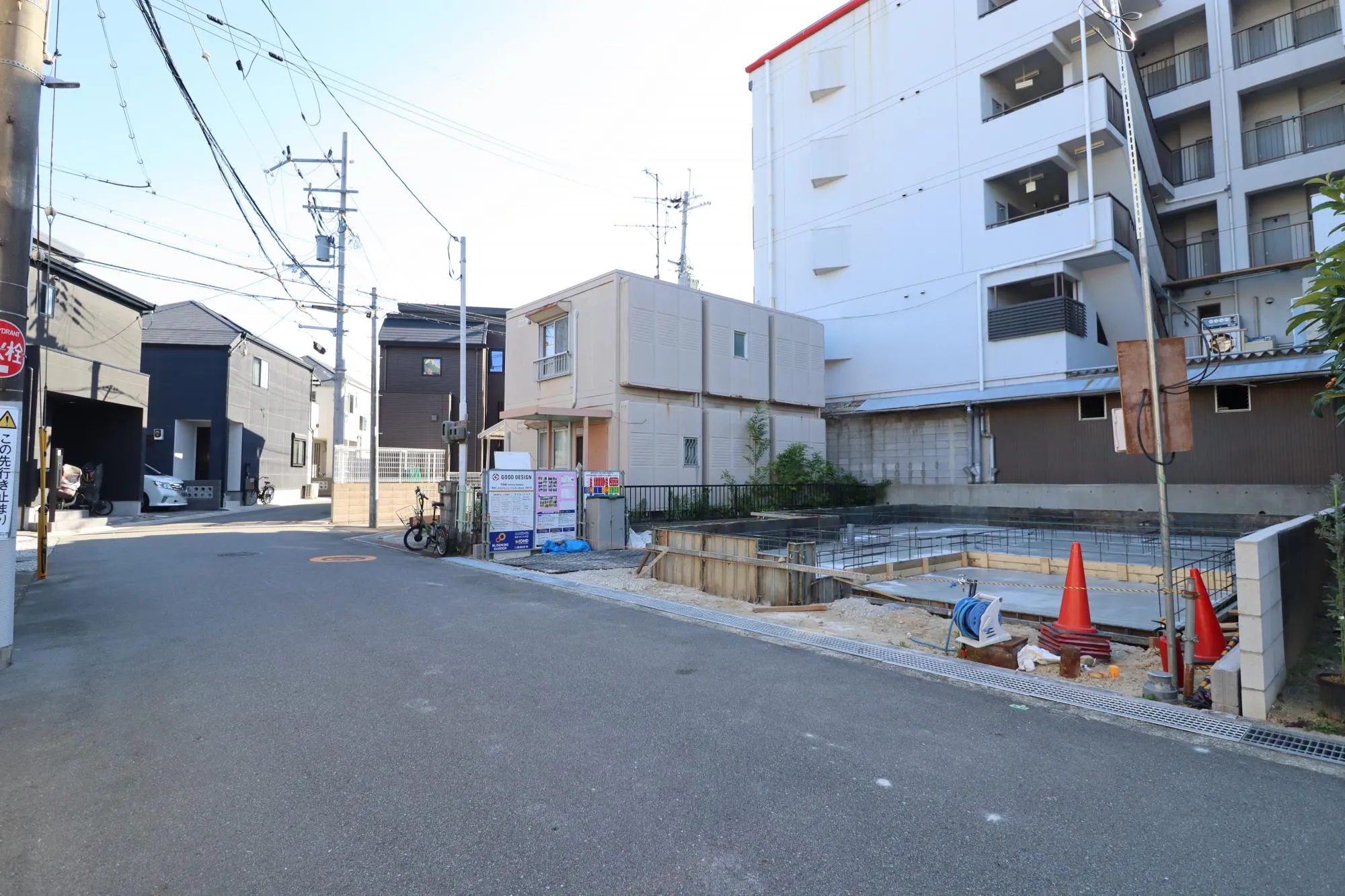 前面道路含む現地写真