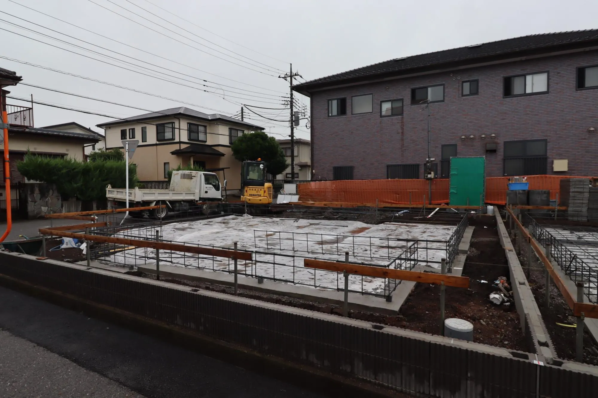 現地写真(基礎工事中)