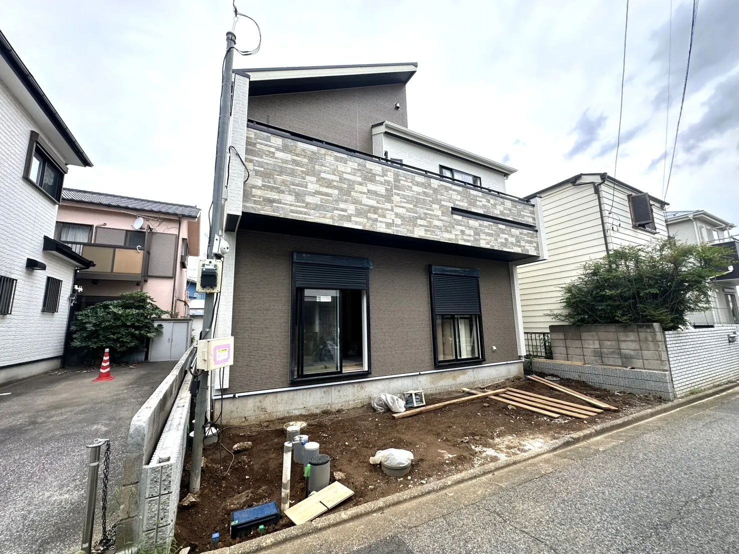 【②号棟外観】