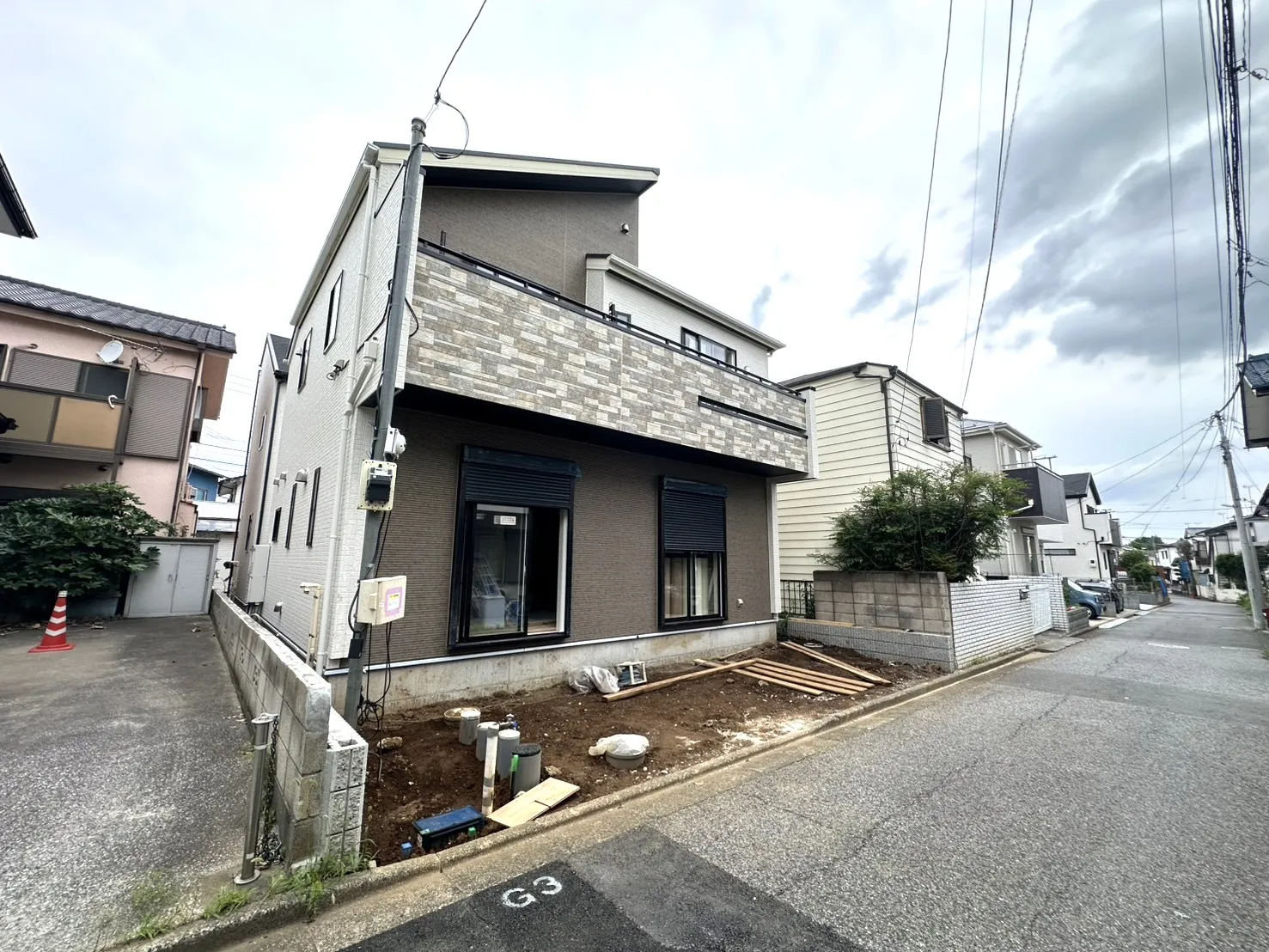【②号棟外観】