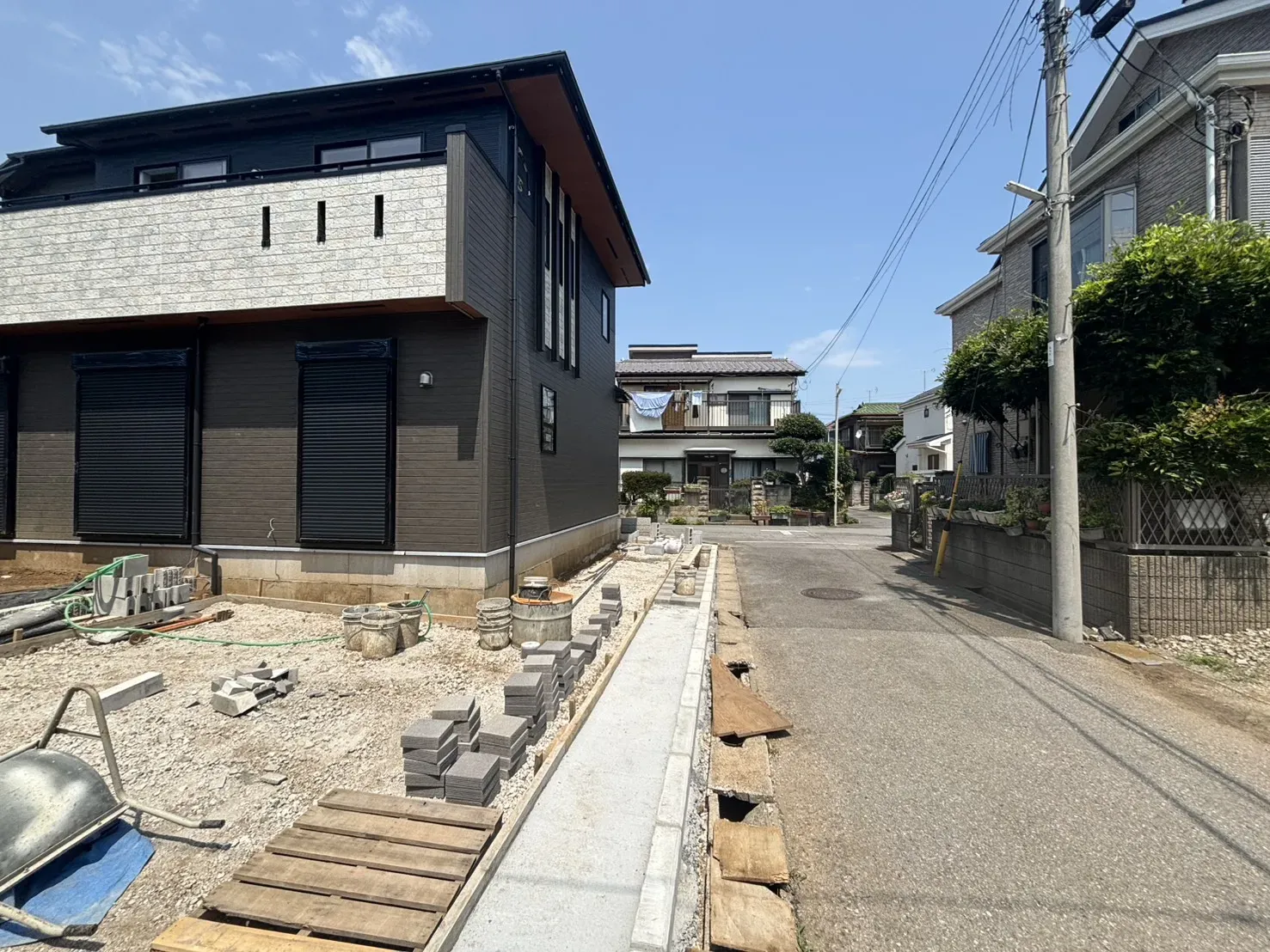 前面道路含む現地写真(8/2撮影)