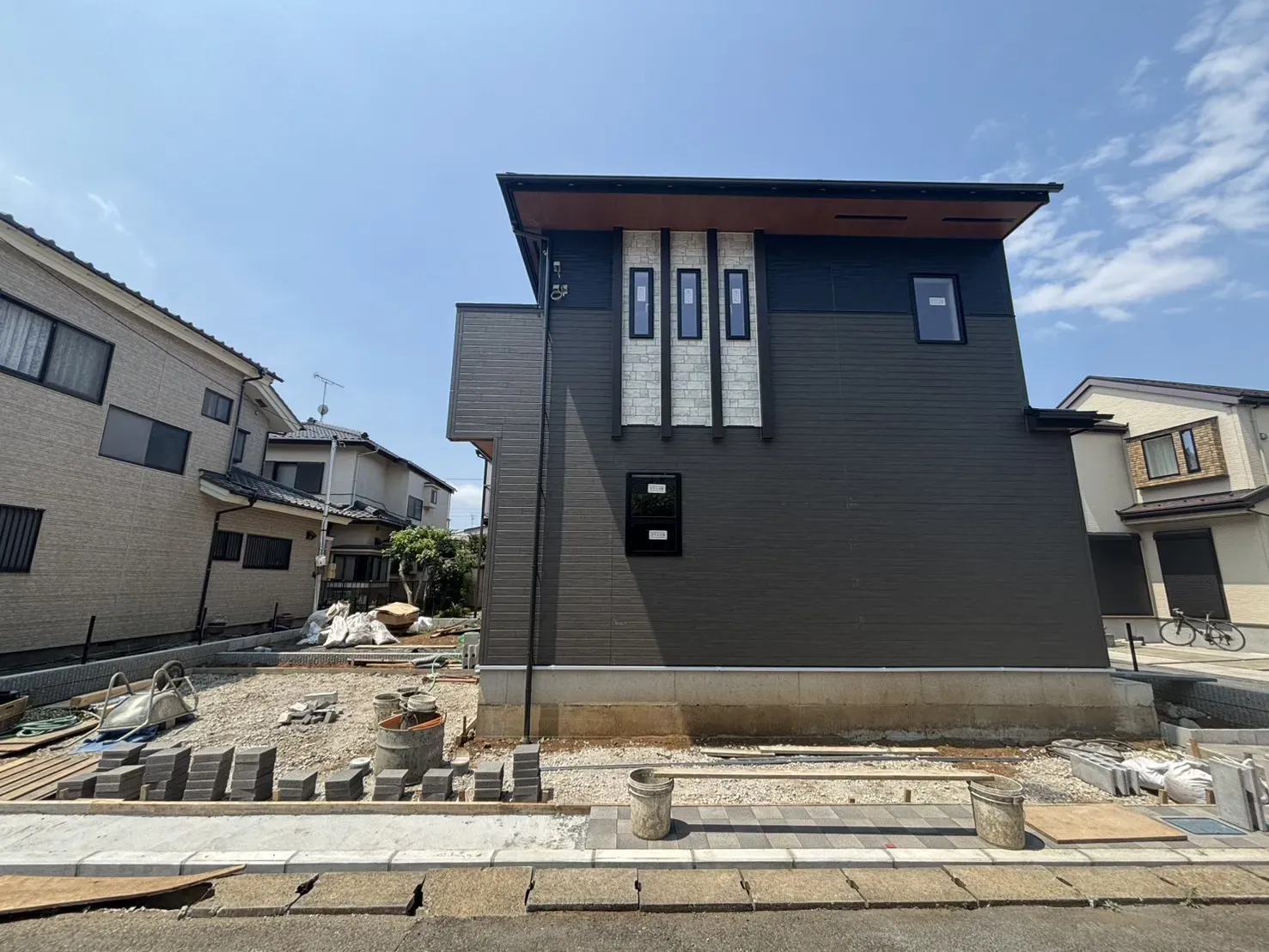 前面道路含む現地写真(8/2撮影)