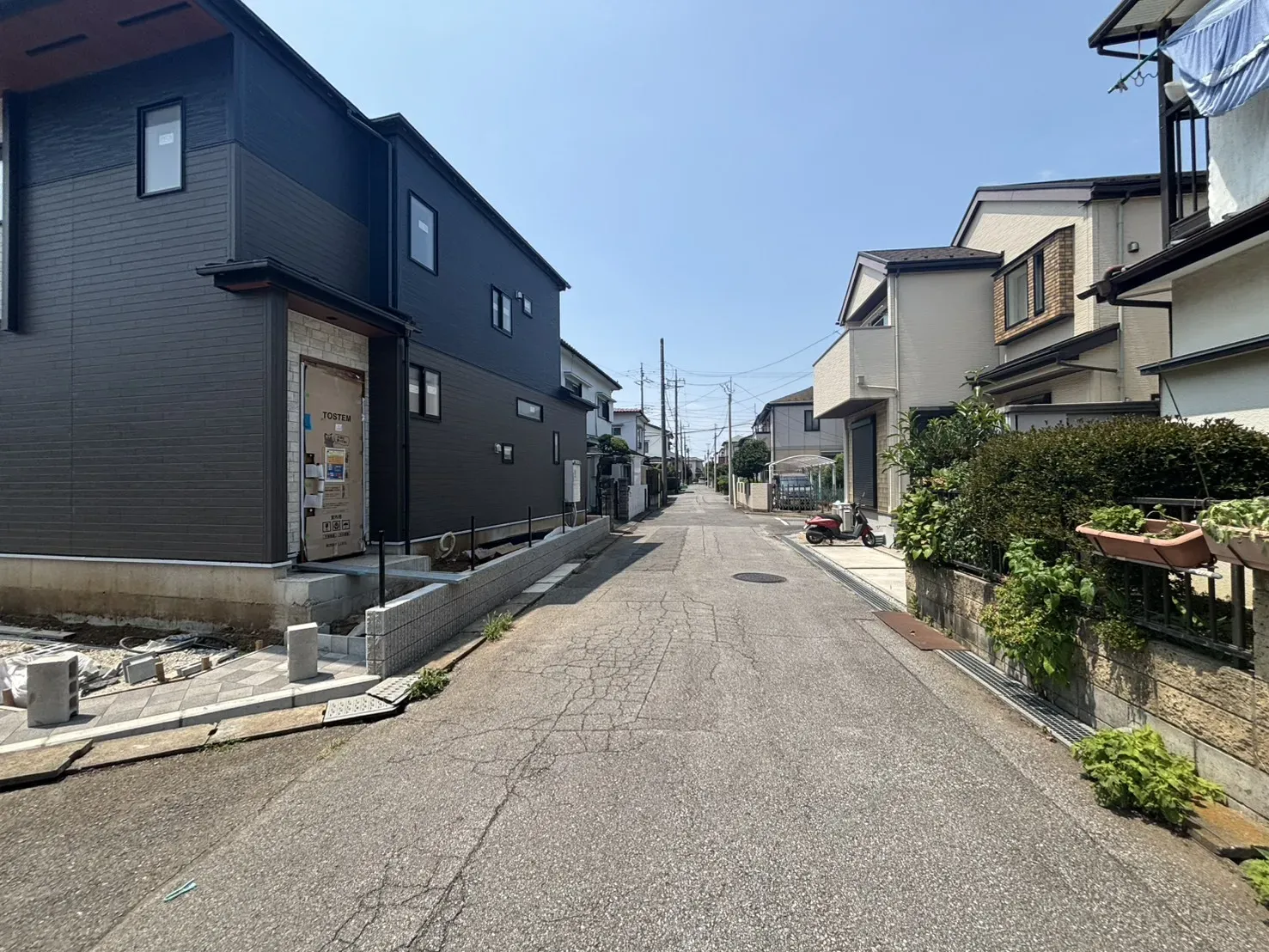 前面道路含む現地写真(8/2撮影)